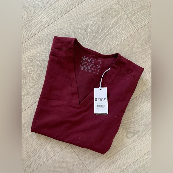 Figs Catarina Burgundy - Picture 1 of 1